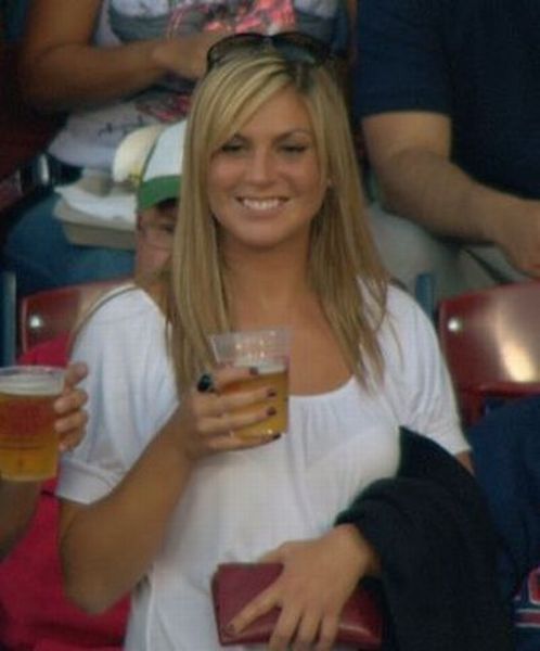 The sexiest Red Sox fans - 05