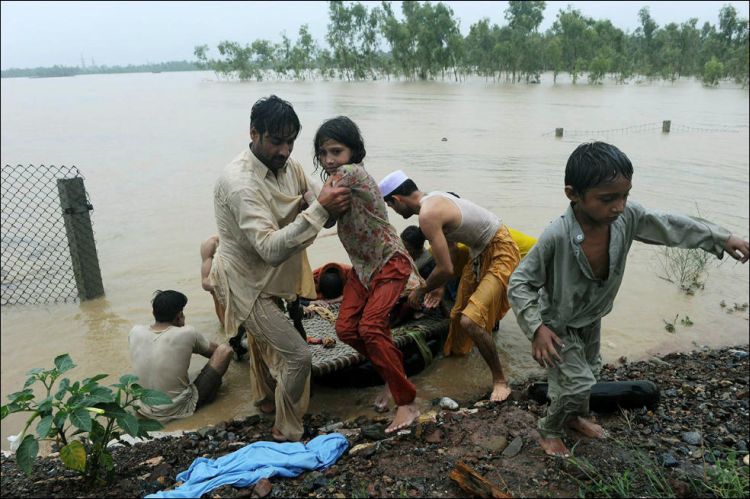 Horrible flood in Pakistan - 13