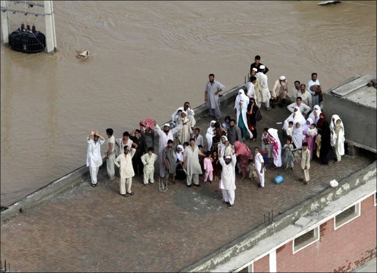 Horrible flood in Pakistan - 25