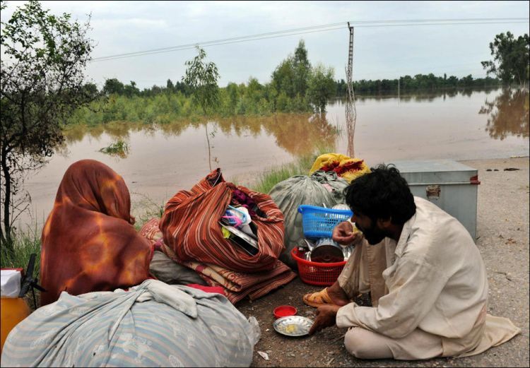 Horrible flood in Pakistan - 34