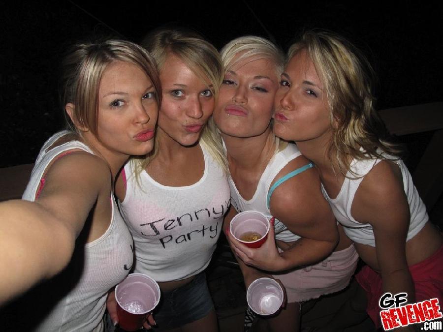 4 crazy girls with keg beer - 1