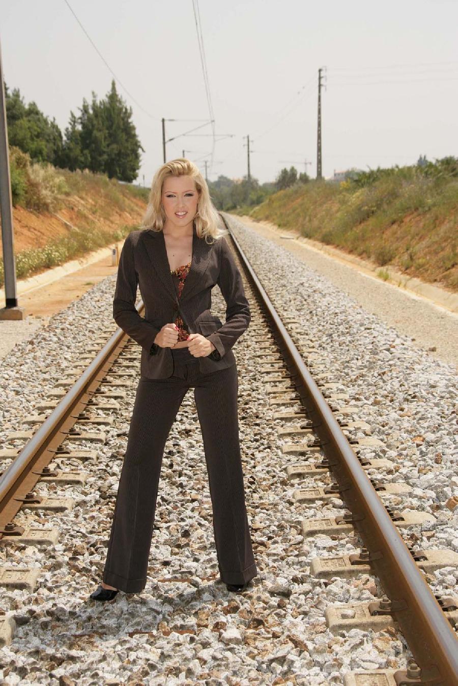 Striptease on the railway tracks  - 1