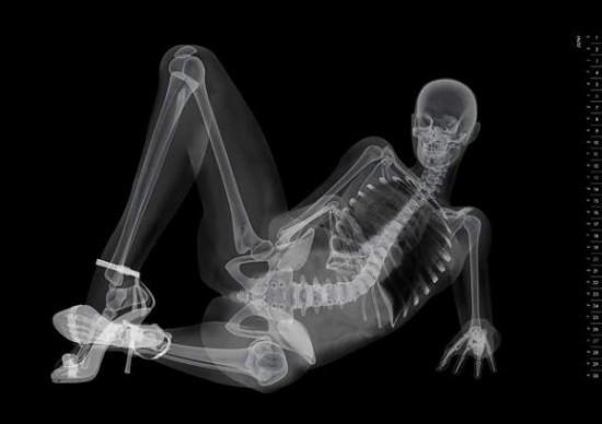 Unique pin-up calendar with x-rayed photos of models - 7
