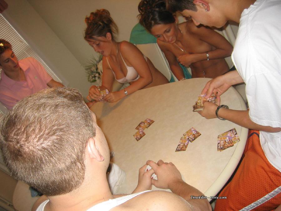 Amateurs girls playing strip poker - 27