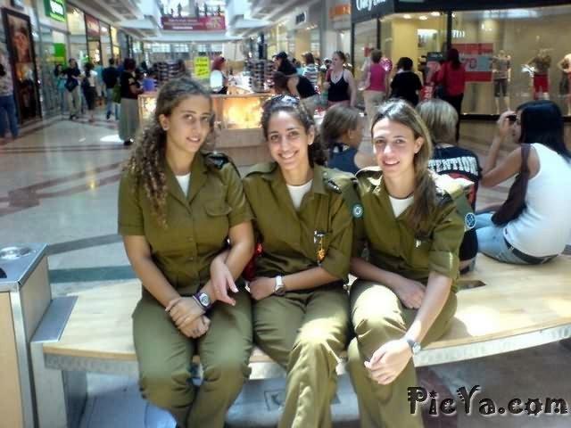 Beautiful female soldiers from Israel - 13