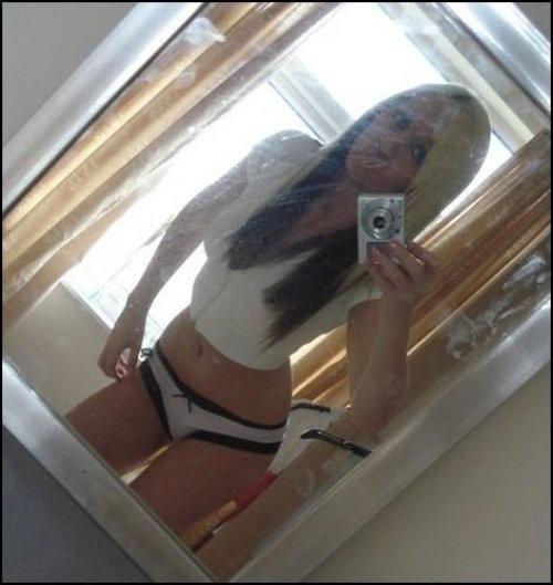 Blonde hotties takes great pics - 9