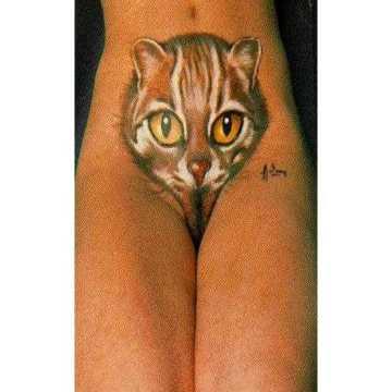 Cool tattoos in interesting places - 9