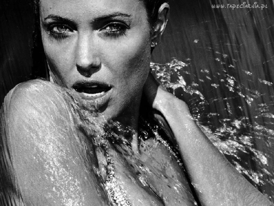 Great Angelina Jolie pics - 6